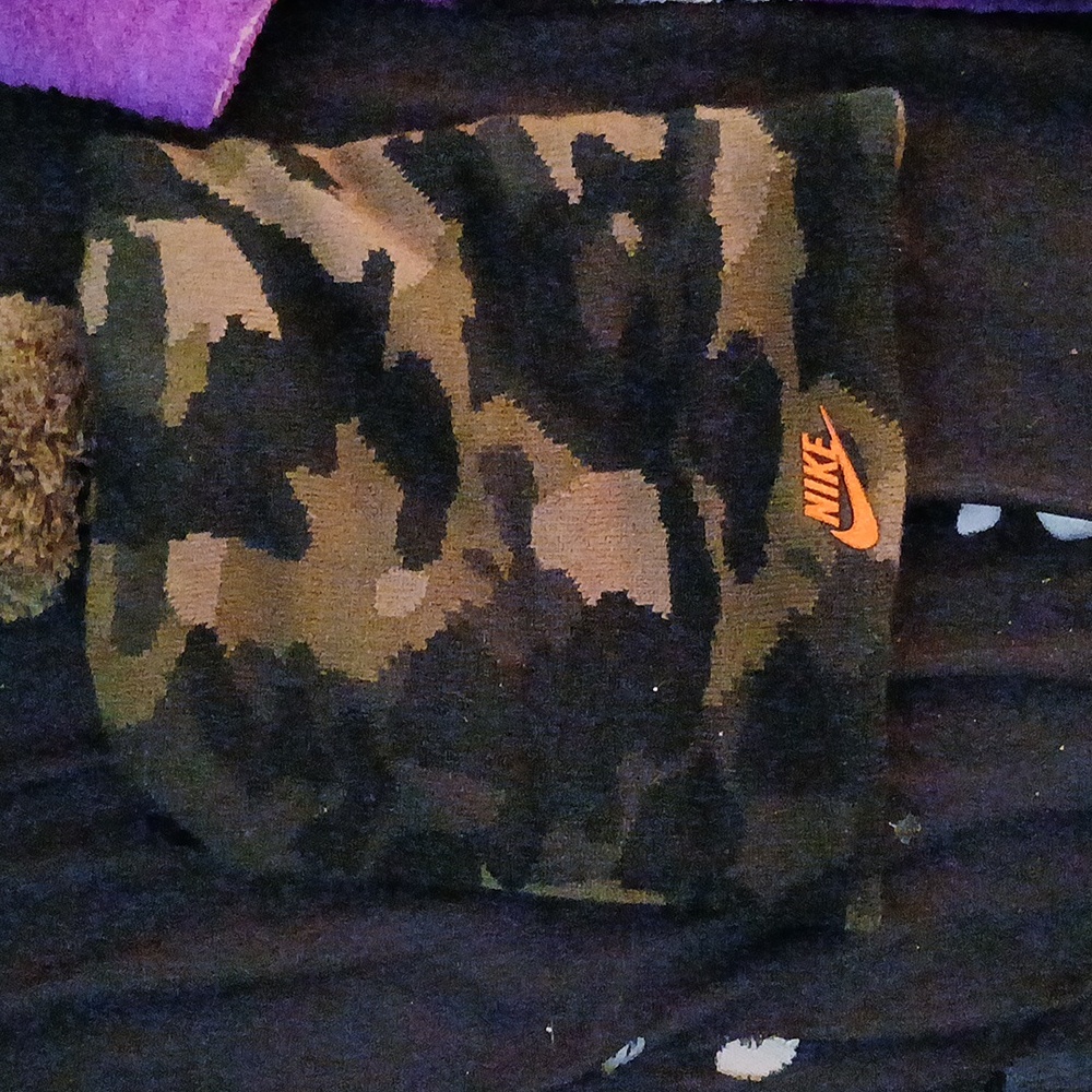 Nike youth hat all sizes color green camo orange